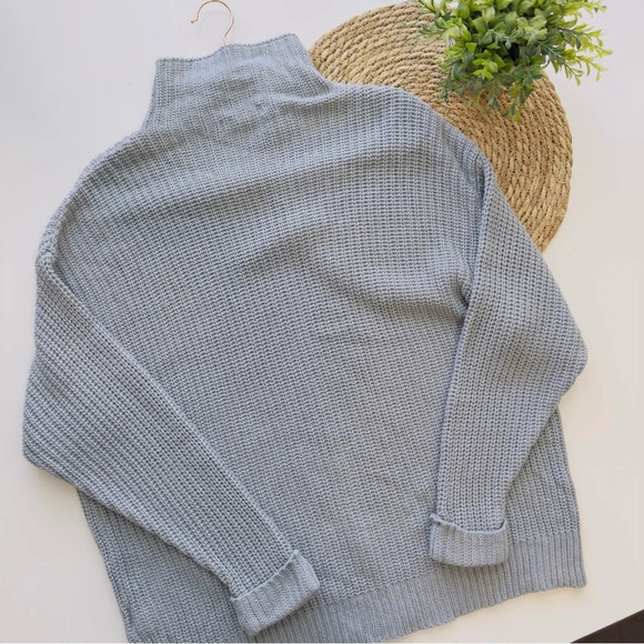 AMERICAN EAGLE Light Blue Knit Mock Neck Sweater Size S\XS - Picture 10 of 13